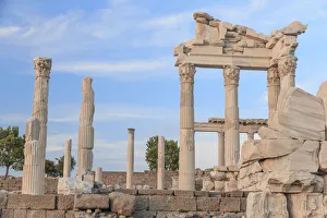 Acropolis Prints: Turkey, Izmir Province, Bergama, Pergamon