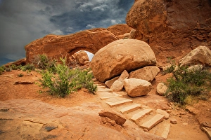 Images Dated 12th September 2024: Turret Arch, Arches National Park, Utah, US