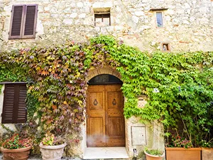 Tuscan Prints: Typical house in Tuscan medieval village of Monteriggioni