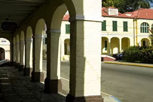 Images Dated 26th November 2006: U. S. Virgin Islands, St. Croix: Christiansted architecture and colonnade