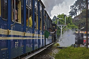 Images Dated 14th October 2009: UNESCO, India, Tamil Nadu, Nilgiri Mountains, Heritage Steam Train, Udagamandalam