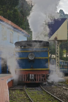 Images Dated 14th October 2009: UNESCO, India, Tamil Nadu, Nilgiri Mountains, Heritage Steam Train, Udagamandalam