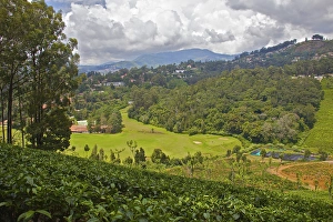 Images Dated 13th October 2009: UNESCO, India, Tamil Nadu, Nilgiri Mountains, Heritage Steam Train, Udagamandalam