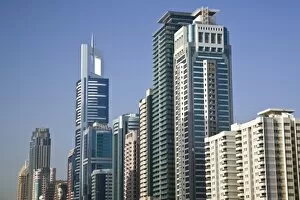 Images Dated 1st March 2007: United Arab Emirates, Dubai, Dubai City. Sheik Zayed Road Highrises / Morning