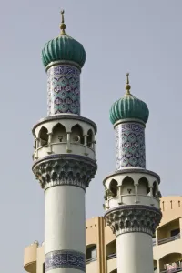 Images Dated 3rd March 2007: United Arab Emirates, Sharjah, Sharjah Town. Harborside Mosque Minarets