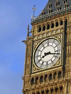 Images Dated 17th June 2005: United Kingdom, Great Britain; England; London. Famous Big Ben clocktower, a London landmark