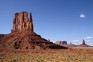 United States, Utah / Arizona Border, Navajo Nation, Monument Valley, West Mitten