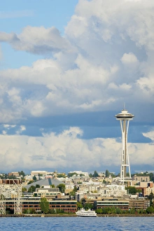 Images Dated 3rd September 2015: United States, Washington, Seattle. Seattle skyline from Elliott Bay, featuring