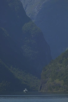 Images Dated 8th June 2004: unknown tourist Aurland fjord / Naeroy Fjord between Flam and Gudvagan is situated
