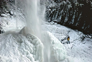 Images Dated 29th January 2013: Unusual Ice Formation, North Falls, Silver Falls State Park, Oregon