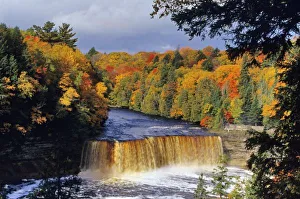 Upper Prints: Upper Tahquamenon