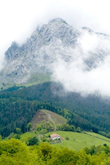 Images Dated 6th May 2005: Urkiola Natural Park. Untzillatz mount. Biscay province. Basque Country. Spain