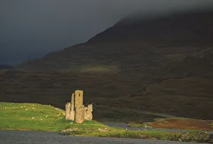 Weather Prints: Urquart Castle, Scottish Highlands, Scotland, Great Britain