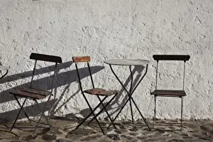 Historic Quarter Prints: Uruguay, Colonia Department, Colonia del Sacramento. Cafe tables