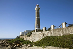 Images Dated 25th February 2009: URUGUAY, Maldonado Department, Jose Ignacio. Village lighthouse