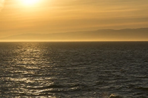 Images Dated 21st June 2015: US, WA, Canada, British Columbia. Strait of Juan de Fuca, Vancouver Island, evening light