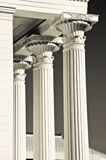 <b class=qtipBold><figcaption>USA, Alabama, Montgomery</figcaption></b><br>USA, Alabama, Montgomery. Alabama State Capitol, b. 1851, columns.<br><em>© Walter Bibikow / DanitaDelimont.com</em> USA, Alabama, Montgomery