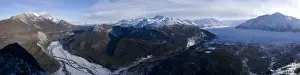 USA, Alaksa, View from summit of Lions Head peak of morning sun rising over Matanuska Glacier