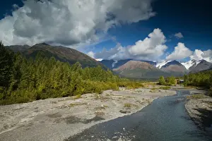 Images Dated 12th September 2004: USA-ALASKA-Anchorage Area-GIRDWOOD: View of Glacier Creek a Walter Bibikow 2004