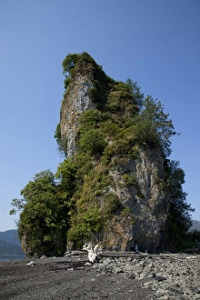 Images Dated 15th August 2010: USA, Alaska, Behm Canal, New Eddystone Rock