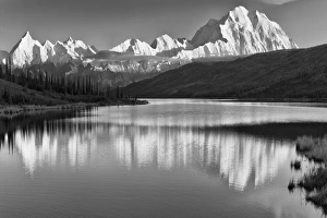 Images Dated 11th September 2011: USA Alaska Denali Mt. McKinley from Wonder Lake
