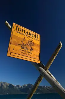 Images Dated 13th September 2004: USA-ALASKA-KENAI PENINSULA-SEWARD: Iditarod National Historic Trail Sign / Mile