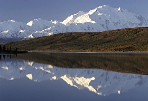 USA, Alaska, Mount McKinley, Wonder Lake, Sunrise, Denali National Park