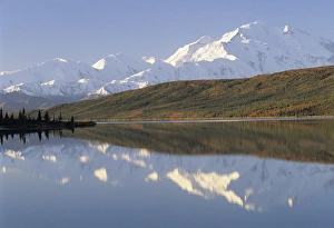 USA, Alaska, Mount McKinley, Wonder Lake, Sunrise, Denali National Park