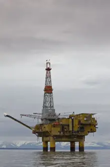 Images Dated 24th June 2008: USA, Alaska, Offshore oil drilling rig in Cook Inlet on summer evening