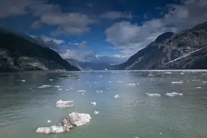 Se Alaska Prints: USA-ALASKA-Southeast Alaska-GLACIER BAY NATIONAL PARK: Glacial Ice / Johns Hopkins