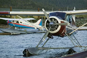 Images Dated 8th September 2004: USA, ALASKA, Southeast Alaska, KETCHIKAN: Tongass Narrows, Ketchikan Seaplane Airport