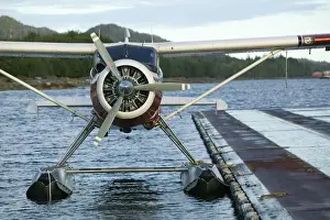 Images Dated 8th September 2004: USA-ALASKA-Southeast Alaska-KETCHIKAN: Tongass Narrows- Ketchikan Seaplane Airport