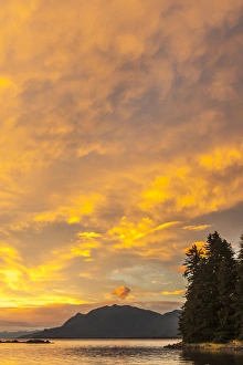 Images Dated 26th August 2016: USA, Alaska, Tongass National Forest. Sunset landscape