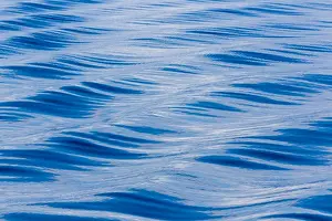 Images Dated 29th June 2013: USA, Alaska. Water abstract. Credit as: Don Paulson / Jaynes Gallery / DanitaDelimont