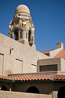 Images Dated 28th February 2009: USA, Arizona, Ajo, school building