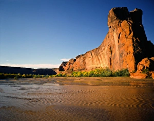 Images Dated 13th June 2010: USA, Arizona, Canyon de Chelly National Monument, Duck Rock in Morning Light