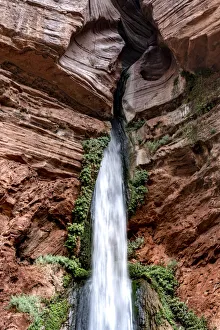 Images Dated 24th June 2020: USA, Arizona. Deer Creek Falls, Grand Canyon National Park