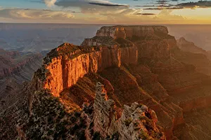 USA, Arizona, Grand Canyon National Park. Wotans Throne formation at sunset