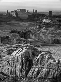 Images Dated 28th September 2010: USA, Arizona, Monument Valley Navajo Tribal Park, Sunset view from Hunts Mesa