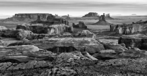 Images Dated 29th September 2010: USA, Arizona, Monument Valley Navajo Tribal Park, Panoramic view from Hunt s