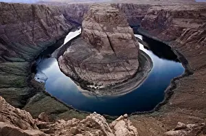 Images Dated 11th March 2007: USA, Arizona, Page. Horseshoe Bend of the Colorado River near Page, Arizona