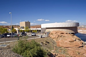 Images Dated 16th October 2006: USA, Arizona, Page, Lake Powell, Glen Canyon Recreation Area, Carl Hayden Visitor Center