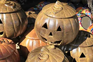 Images Dated 8th October 2011: USA, Arizona, Sedona, outdoor market