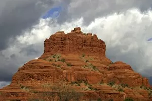 Images Dated 15th January 2006: USA, Arizona, Sedona. Scenic Red Rock formations of Sedona, Arizona