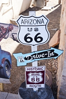 Images Dated 8th January 2009: USA, Arizona, Seligman. Rt. 66 Town, Rt. 66 Signs
