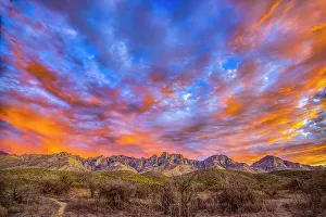 USA, Arizona, Tucson. Sunset on Catalina Mountains. ©Fred Lord / Jaynes Gallery / DanitaDelimont.com