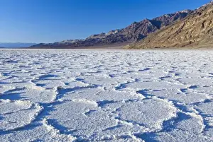Images Dated 17th March 2008: USA, CA, Death Valley NP, Salt Formations at Badwater