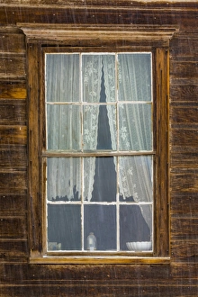 Images Dated 2nd December 2014: USA, California, Bodie. Close-up of window