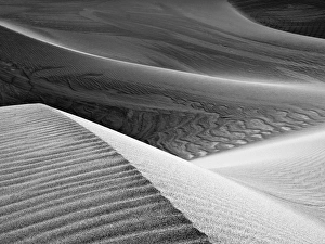 Stovepipe Wells Prints: USA, California, Death Valley National Park, Close-up view of Mesquite Flat Dunes