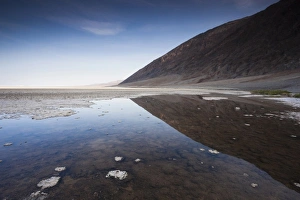 USA, California, Death Valley National Park, Badwater, elevation 282 feet below sea level